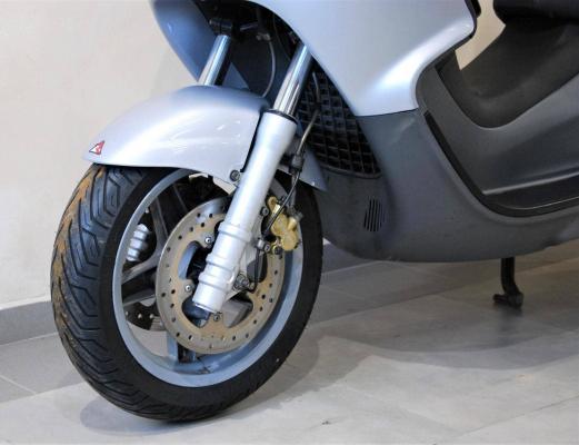 Piaggio X9 500 Evolution