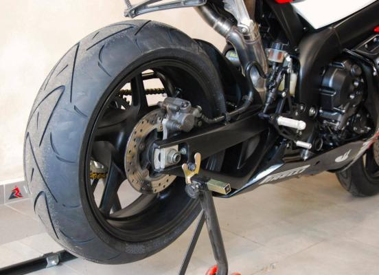 Yamaha YZF-R1
