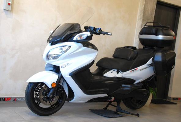 Suzuki Burgman 650