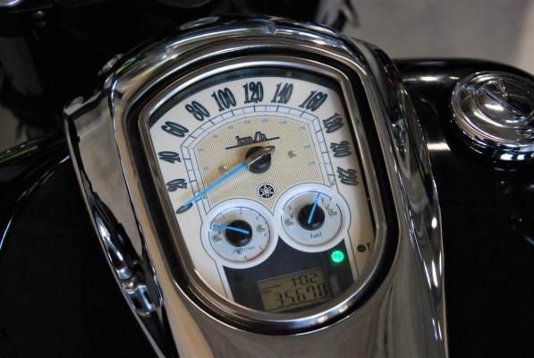 Yamaha XV 1900 Midnight Star
