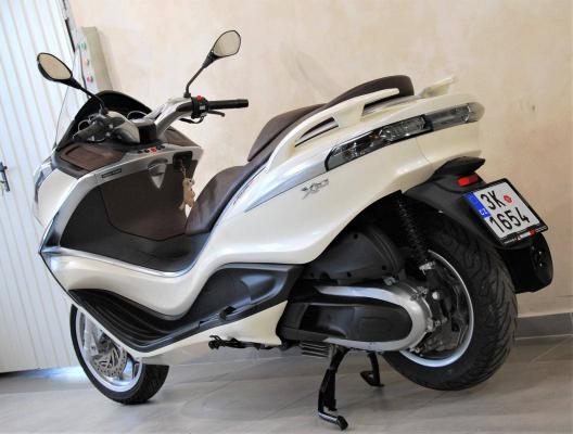 Piaggio X10 350 Executive