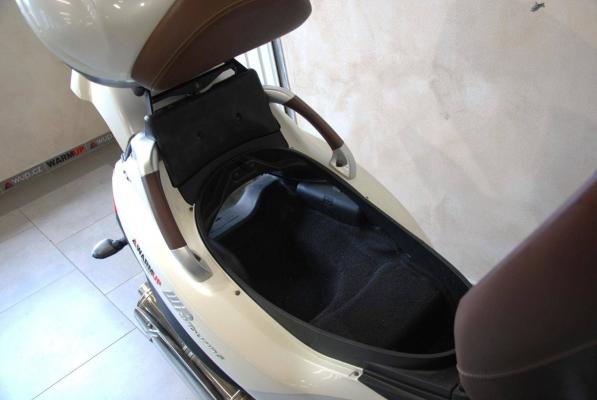 Piaggio MP3 500 LT