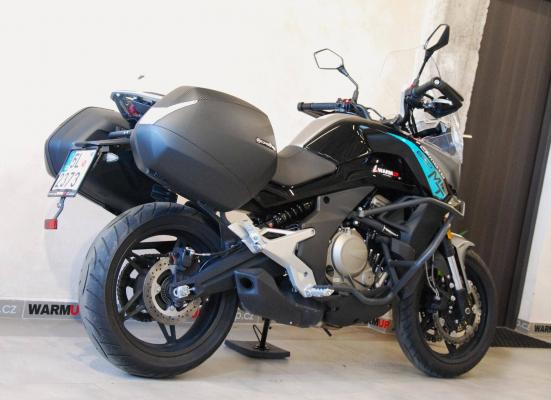 CFMOTO 650 MT
