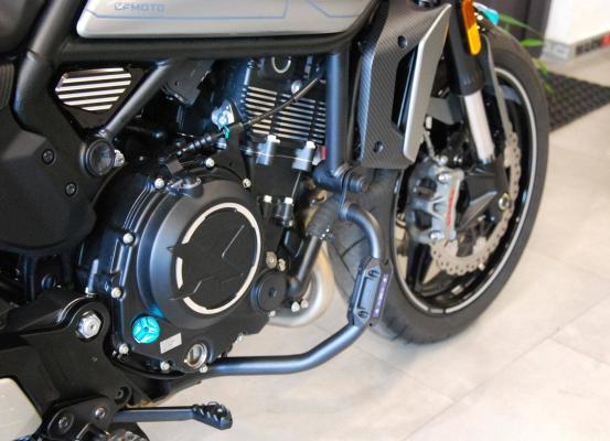 CFMOTO 700 CL-X Sport