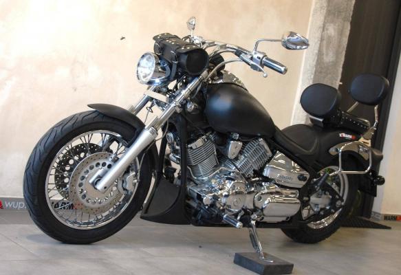 Yamaha XVS 1100 DragStar