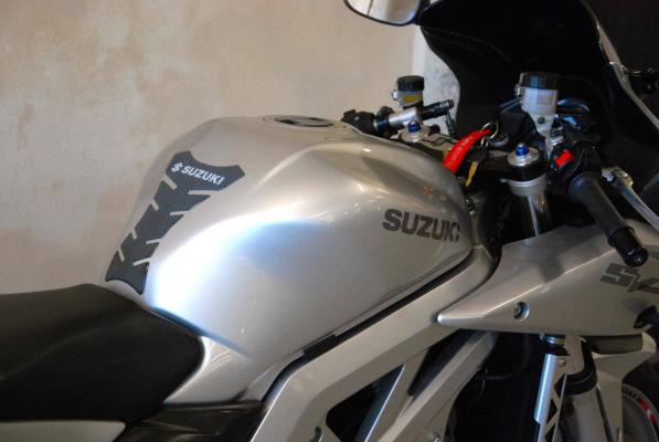 Suzuki SV 1000