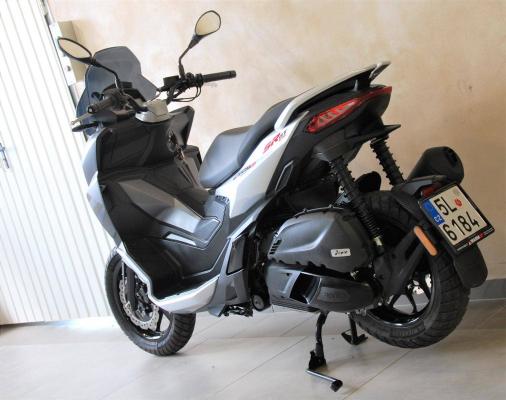 Aprilia SR GT 125