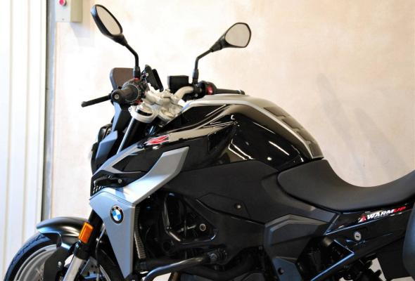 BMW F 900 R