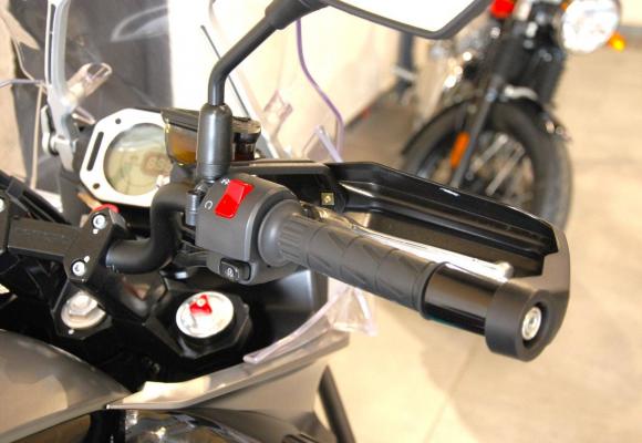 CFMOTO 650 MT