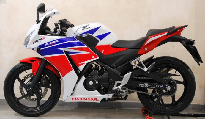 Honda CBR 300 R ABS