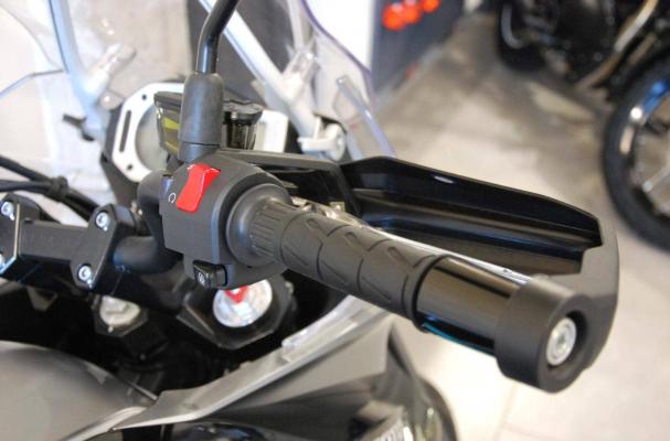 CFMOTO 650 MT