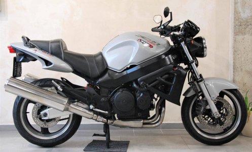Honda X11 - Eleven 100 kW