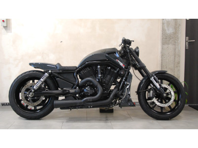 Harley Davidson VRSCR VR2 Street Rod - krásný stav