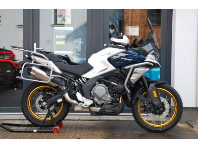 CFMOTO 700MT Adventure WHITE