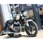Royal Enfield Super Meteor 650 INTERSTELLAR BLACK