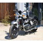 Royal Enfield Super Meteor 650 INTERSTELLAR BLACK