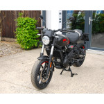 Royal Enfield Guerrilla 450 Apex Black